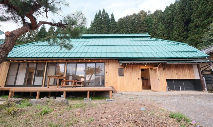 Takayama House | With private woodfired sauna limited to 1 group /Kamitakai-gun Nagano