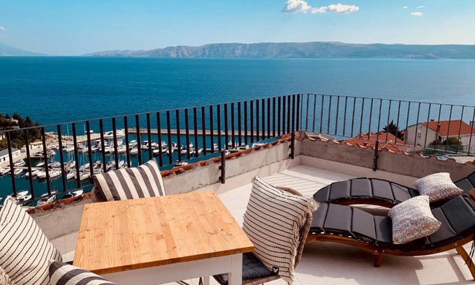 Novi Vinodolski Apartment | Wohnen über der Kvarner Bucht