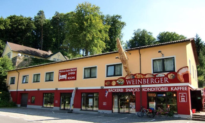 Ybbs an der Donau Bed & Breakfast | Wohnen beim Bäcker Weinberger