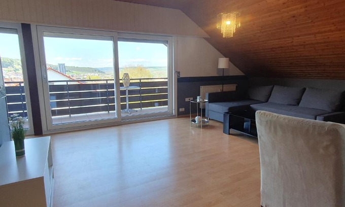Tauberbischofsheim Apartment | Wohnung mit Ausblick in Tauberbischofsheim