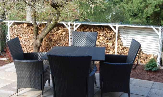 Burgthann Apartment | Wohnung mit Kamin Terrasse und Grill in der Nähe von Nürnberg