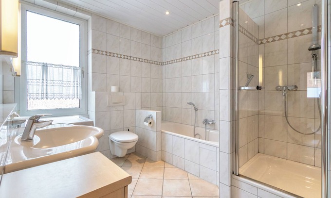 Woerrstadt House | Wohnung Nähe Mainz in Ehemaligem Weingut mit 6 Schlafzimmer
