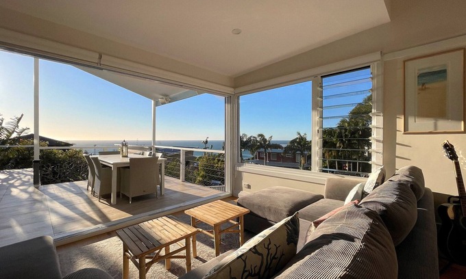 Scarborough House | Wombarra Blue Coastal Holiday Home