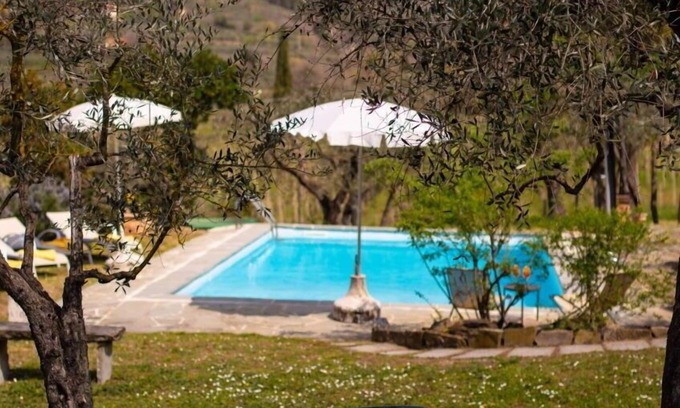 Castiglion Fiorentino Villa | Wonderful private villa with WIFI, A/C, private pool, TV, pets allowed and parking, close to Are.