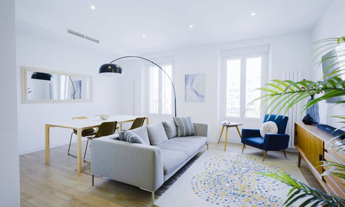 Chueca Apartment | Wonderful 2BR/2BA flat overlooking Pedro Zerolo Sq