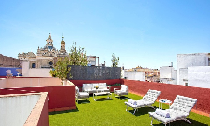 Alfalfa Apartment | Wonderful 4 BD Duplex. Salvador Terrace