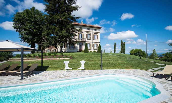 Costigliole d'Asti Villa | Wonderful private villa with WIFI, private pool, A/C, TV, patio, panoramic view and parking