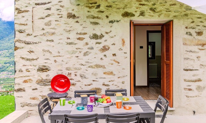 Cosio Valtellino House | Wonderful private villa for 5 guests with WIFI, TV, balcony, pets allowed and parking