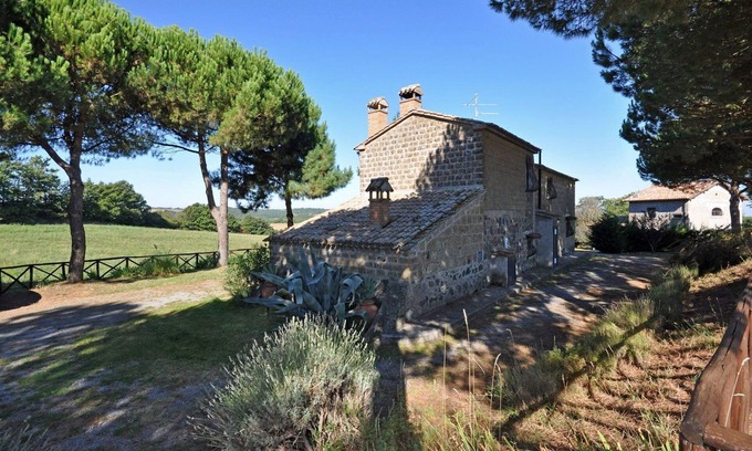 Orvieto Villa | Wonderful private villa with WIFI, private pool, TV, pets allowed, panoramic view and parking
