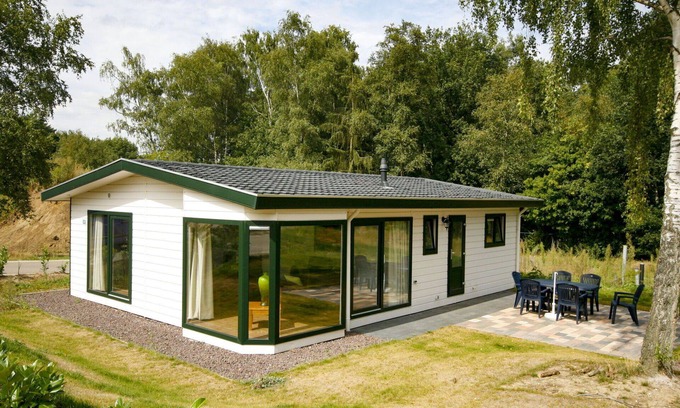 West-Graftdijk House | Wonderful private villa for 4 guests with WIFI, TV and terrace