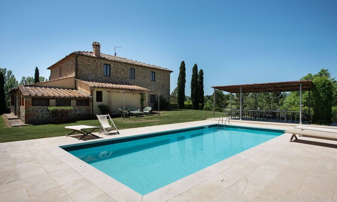 Bucine Villa | Wonderful private villa for 24 people with A/C, WIFI, private pool, TV, patio and panoramic view