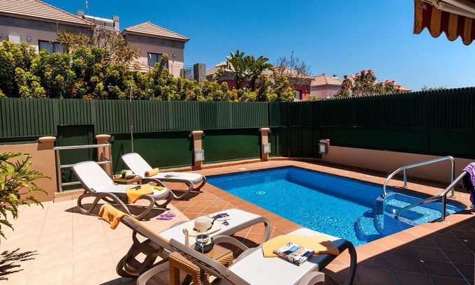 Meloneras Villa | Wonderful private villa for 8 people with private pool, A/C, WIFI, TV, patio and pets allowed