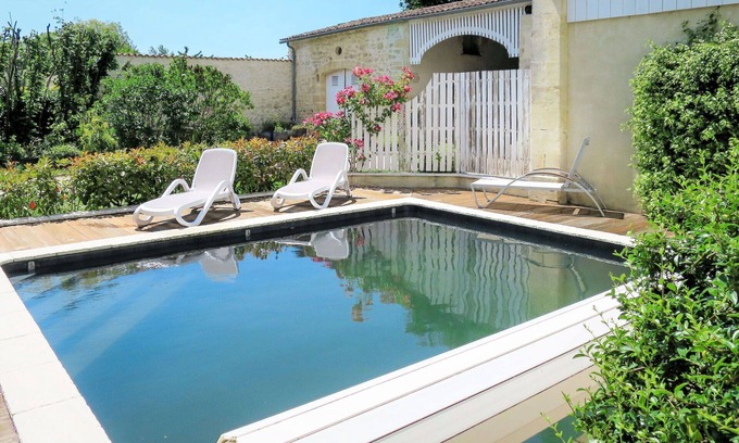 Vertheuil House | Wonderful private villa for 4 people with private pool, WIFI, terrace and parking