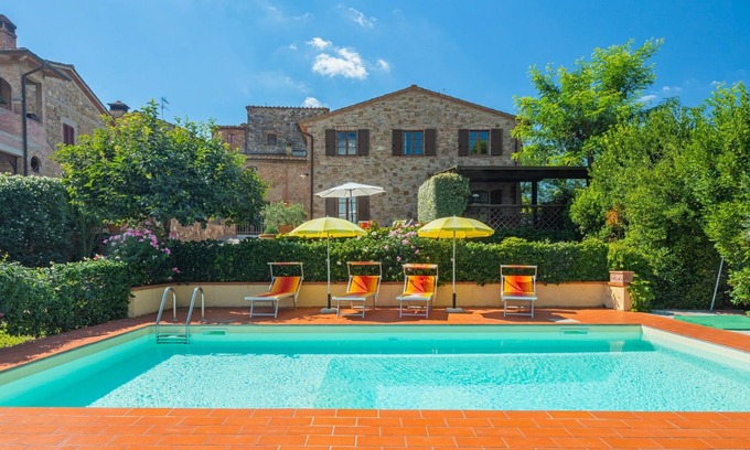 Gambassi Terme House | Wonderful private villa for 10 guests with private pool, WIFI, TV, terrace and parking