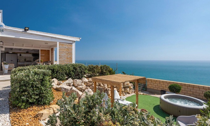 Realmonte Villa | Wonderful private villa with WIFI, A/C, TV, terrace, pets allowed, panoramic view and parking