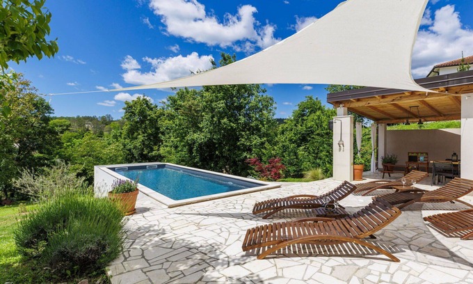 Cerovlje House | Wonderful private villa for 6 guests with WIFI, private pool, A/C, TV, terrace and parking
