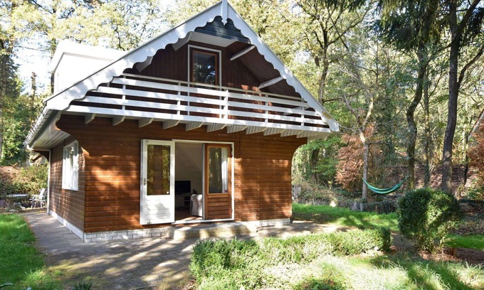 Norg House | Wonderful private villa for 6 guests with WIFI, TV, terrace and parking