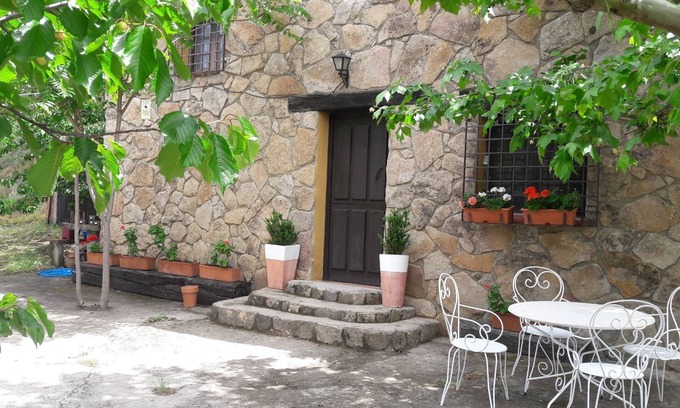 Navaconcejo Cottage | Wonderful rural house "El Cerezal del Jerte"