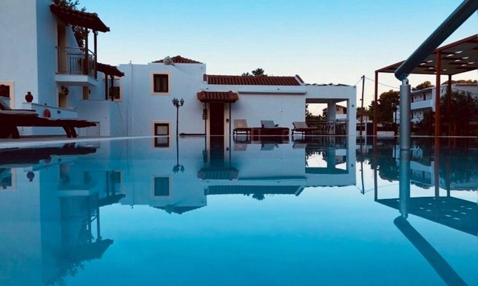 Troulos Villa | Wonderful Skiathos Villa | Two Bedroom.
