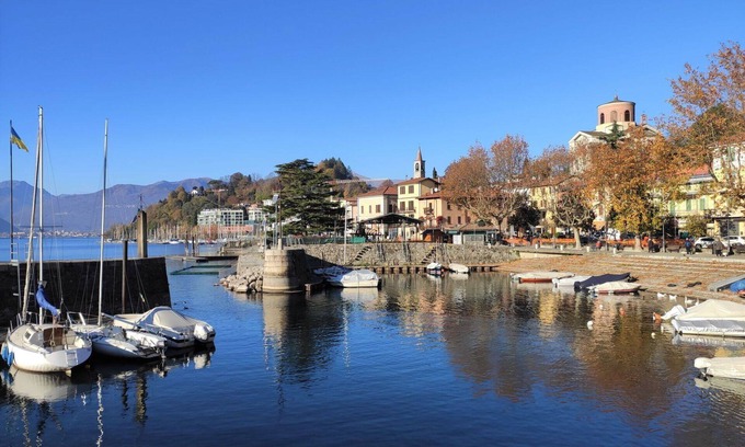 Laveno House | Wonderful villa for 5 guests with WIFI, TV, terrace, pets allowed and parking