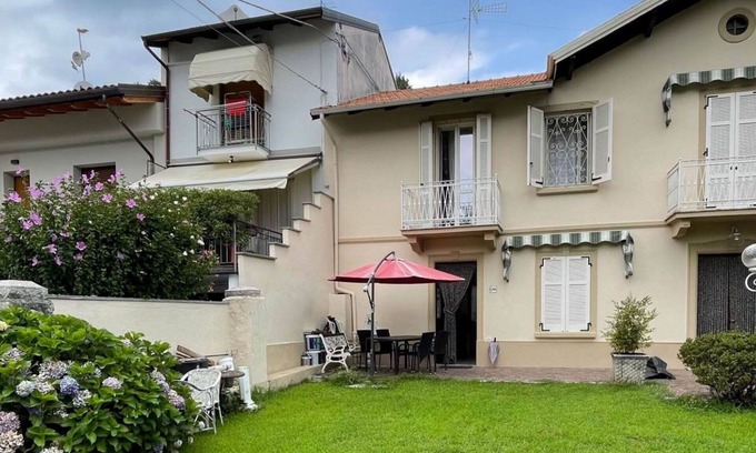 Mergozzo House | Wonderful villa for 4 people with WIFI, TV, balcony, pets allowed and parking