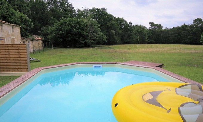 Naujac-Sur-Mer Villa | Wonderful villa for 6 guests with pool, WIFI, TV and terrace