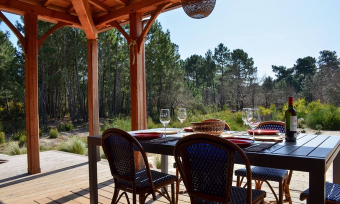 Vensac House | Wooden house overlooking the forest - 1km from the beach and Montalivet market