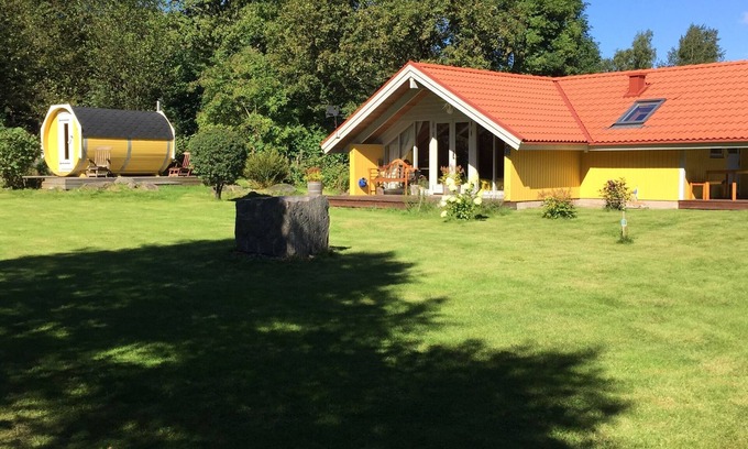 Laholm House | Wooden house sauna and internet on beautiful nature plot