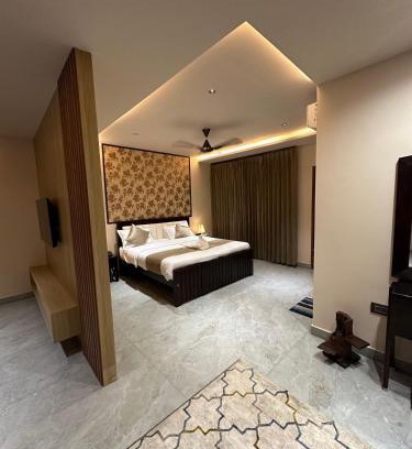 Virarajendrapet Hotel | Woods N Wilds