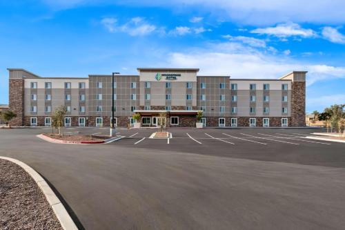 Power Ranch Hotel | WoodSpring Suites Gilbert - Mesa Gateway Airport