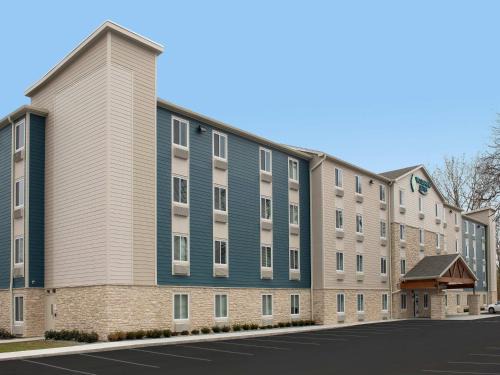 Waldron Hotel | WoodSpring Suites Kansas City Airport