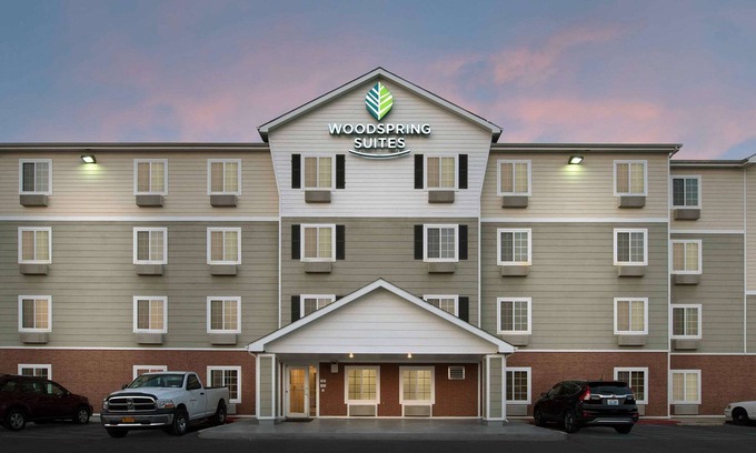 Live Oak Hotel | WoodSpring Suites San Antonio North Live Oak I-35
