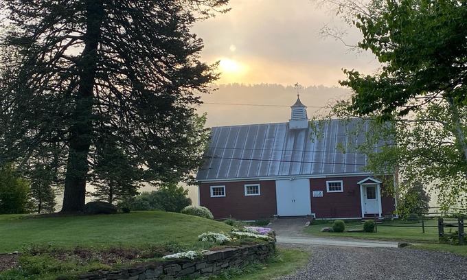 Woodstock House | Woodstock Carriage House-280 acres-Views-Gardens-Skiing-Farm-2.5 miles from town