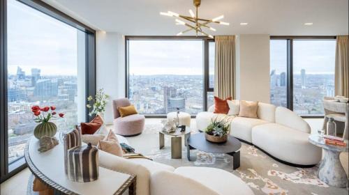 Churchill Apartment | Woodway Lane