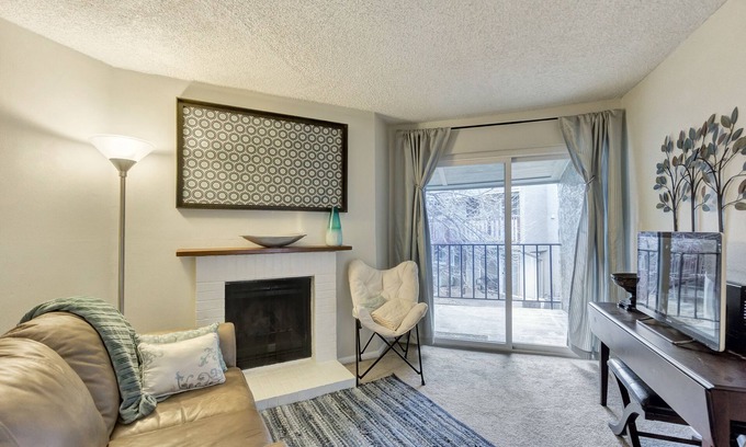 Washington Virginia Vale Condo | Work, Explore, Retreat. Home Base @ Cherry Creek, Glendale, Denver, DTC 180+ nts