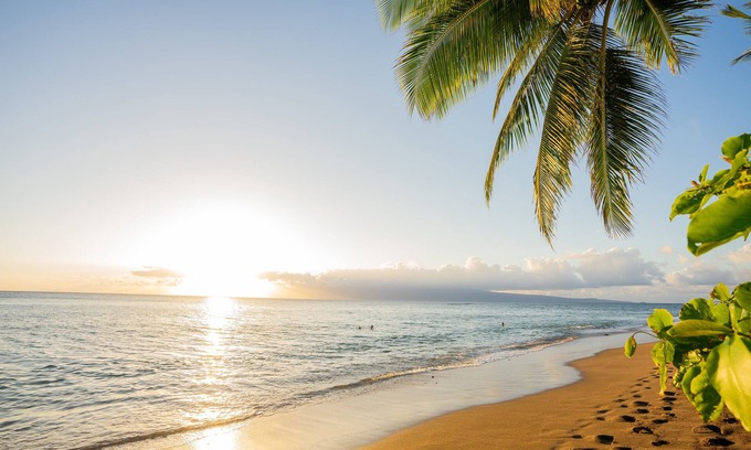 Kahana Condo | WOW WOW WOW 50 ft to the ocean, views in every room 2bd2bth condo HUGE 1680sf,AC