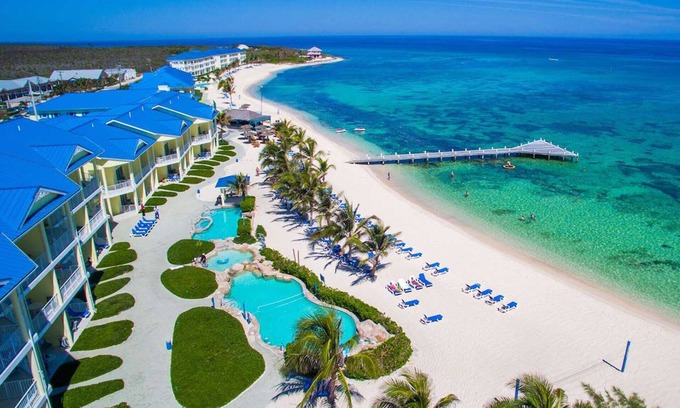 Colliers Bay Condo | Wyndham Reef Resort 1&2 Bedroom lockout 2 Bath Ground Floor beach front EastEnd