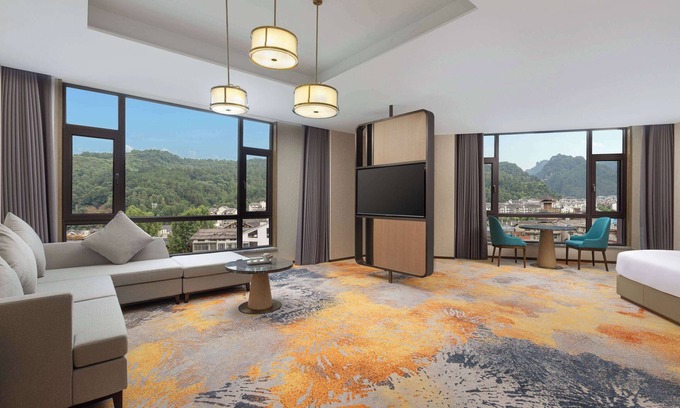 Wulingyuan Hotel | Wyndham Zhangjiajie Wulingyuan