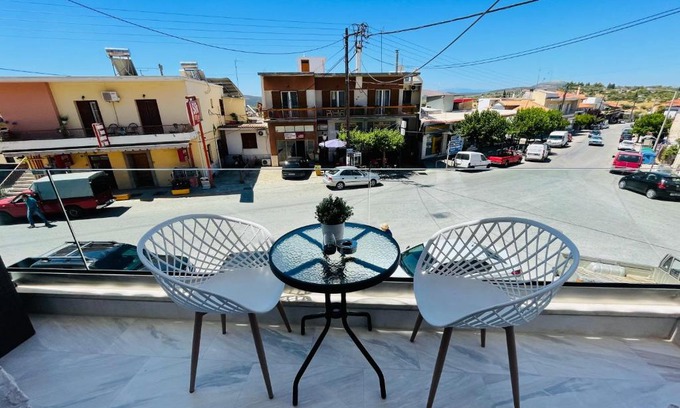 Ligourio Apartment | XENIOS SUITES