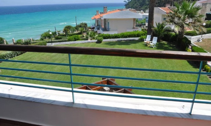 Kallithea Villa | Yades elegant villa 2 minutes away from the beach