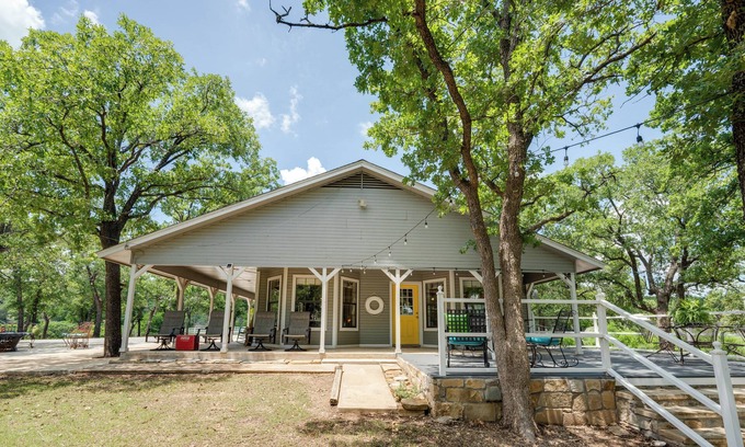 Chico Cabin | Yard, Dock & Boat Slip: Lake Bridgeport Cabin!