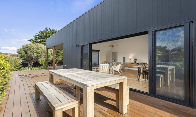 St. Andrews Beach House | Yaringa, St Andrews Beach - 1 NIGHT FREE!* - Pristine new family living and only moments from the surf beach