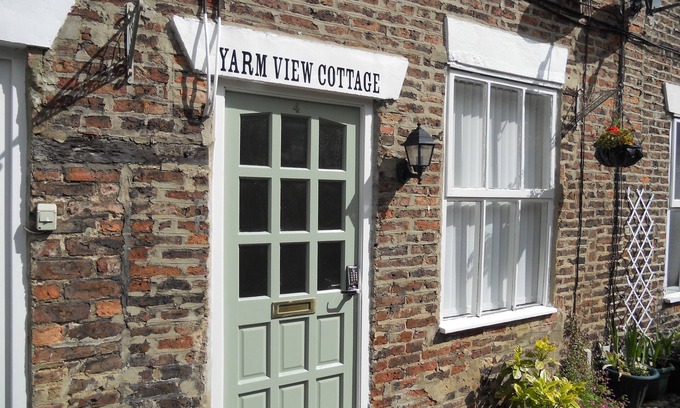 Yarm House | Yarm View Guest House and Cottages
