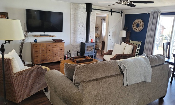 Vian House | Year Around View Lake Tenkiller