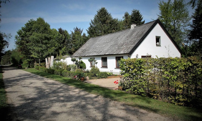 Svenstrup House | Year-round home for vacation and leisure in a large garden and park area.
