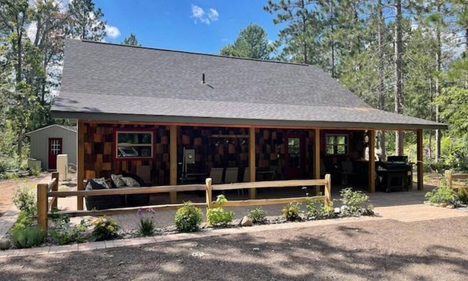 Markville Cabin | Yellow Acre: a newly built cabin on Yellow Rivern