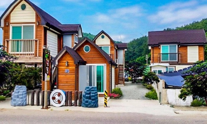 Yeongdeok House | Yeongdeok Healing Ocean View Pension