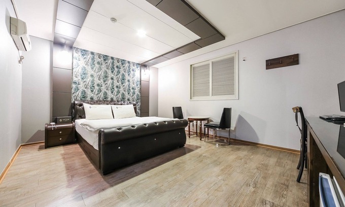 Gyeongsan Hotel | Yeungnam University Autumn Tale