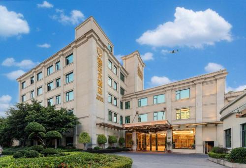 Baiyun Hotel | Yi Yun Hotel Guangzhou Baiyun International Airport Branch - Renhe Metro Station