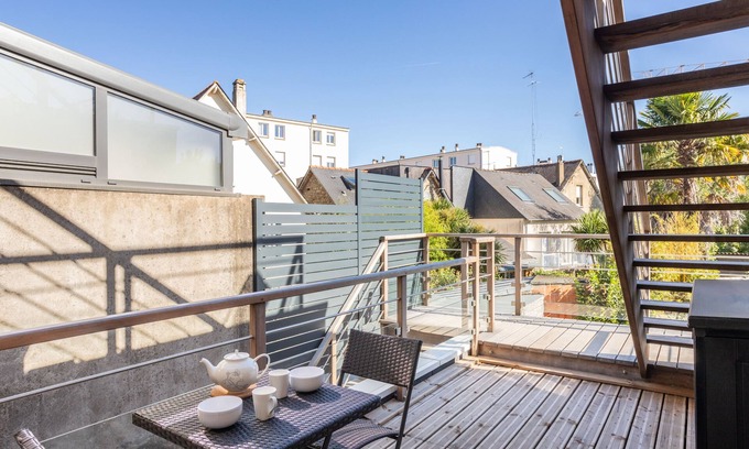 Nord-Saint-Martin Apartment | YOKOSO - Studio proche CHU avec terrasse